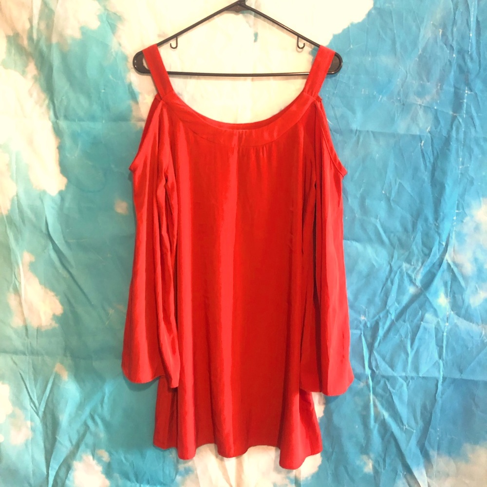 Open shoulder long sleeve little red dress